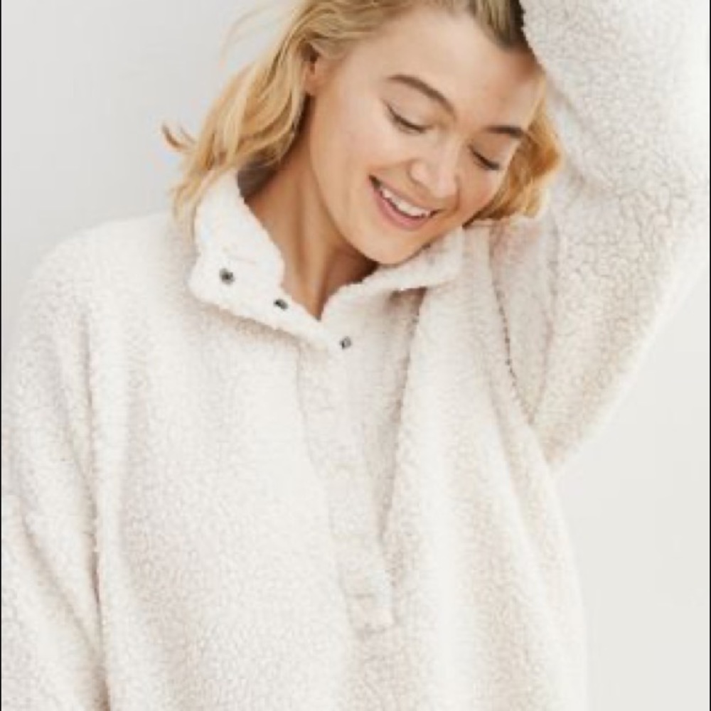 Aerie Beige Sherpa Collared Sweatshirt